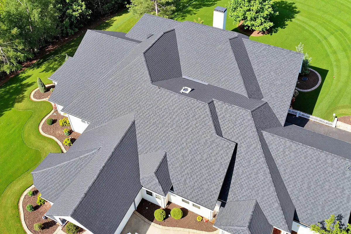roof-of-house-workmanship-1200x800